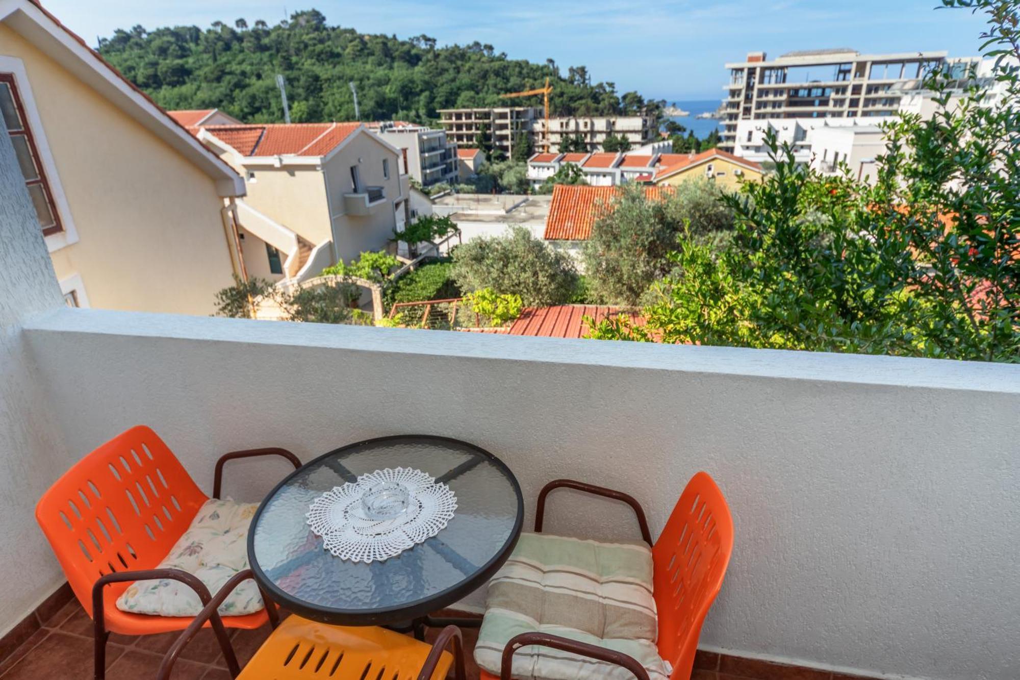 Apartments Pod Lozom With Seaview Petrovac na moru Zimmer foto