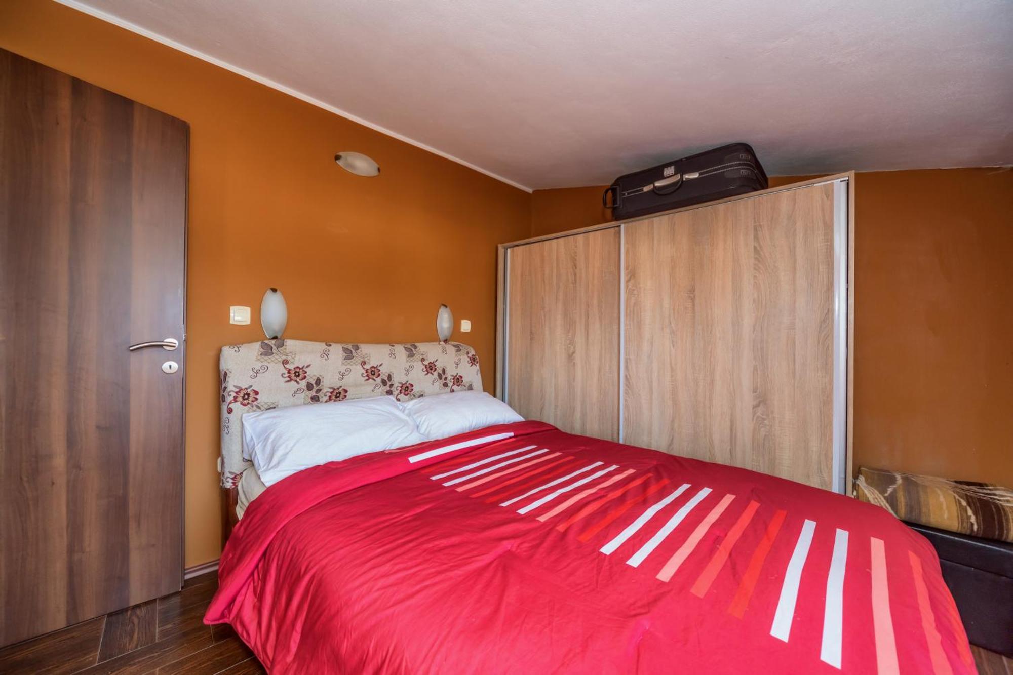 Apartments Pod Lozom With Seaview Petrovac na moru Zimmer foto