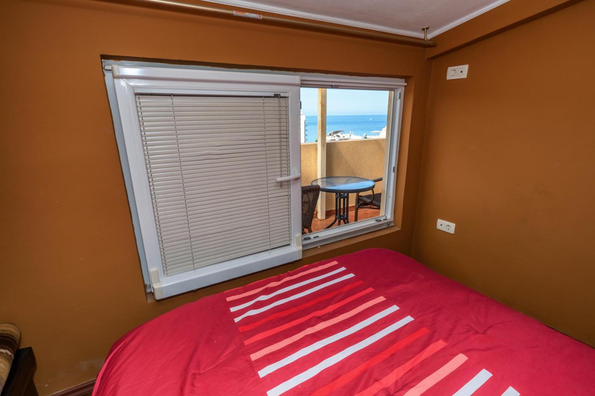 Apartments Pod Lozom With Seaview Petrovac na moru Zimmer foto