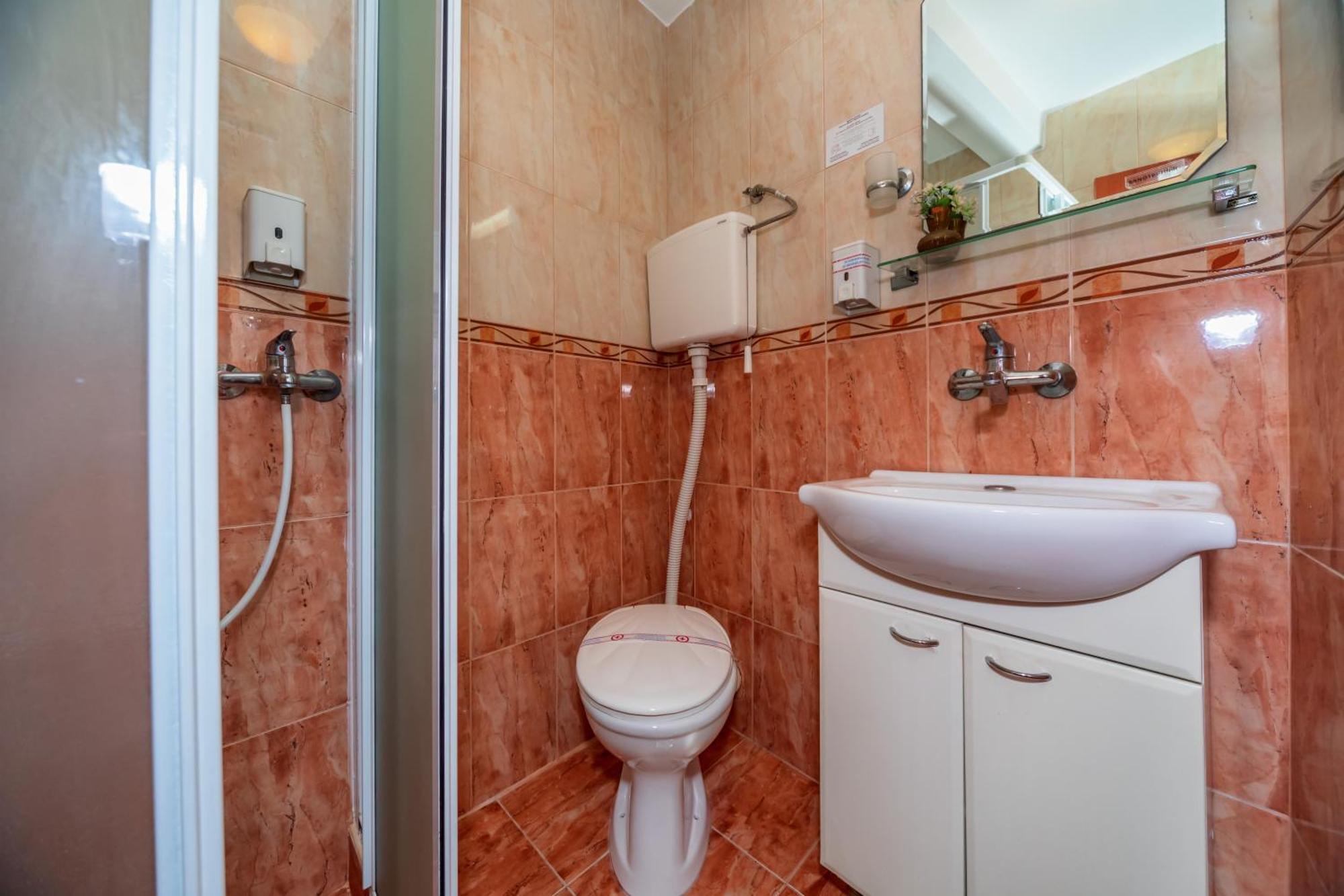 Apartments Pod Lozom With Seaview Petrovac na moru Zimmer foto
